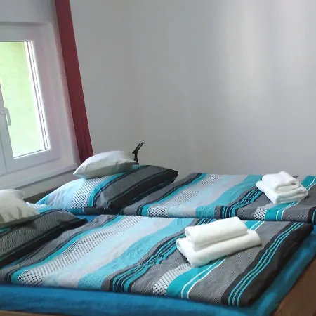 Senk U Kovarny 3*