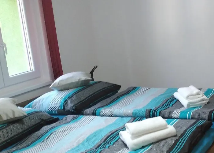 Senk U Kovarny 3*